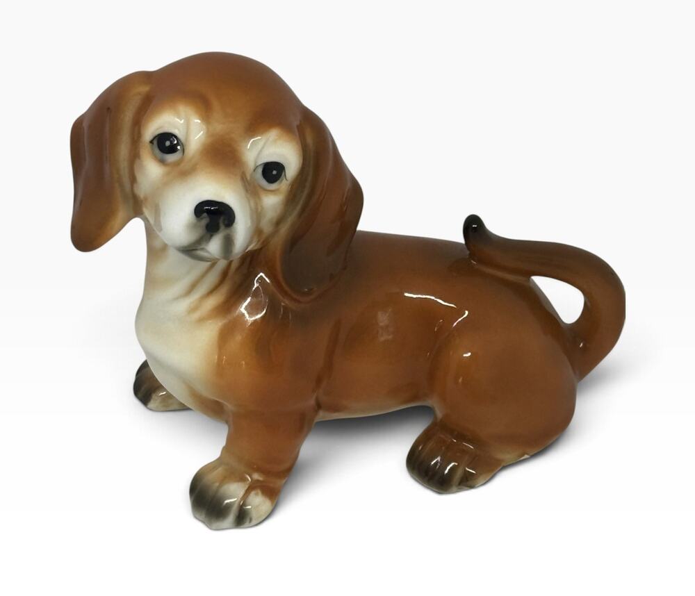 1970’s Ron Gordon Designs Brown White Bone China Dachshund Figurine Taiwan